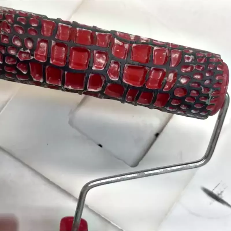 CROCODILE-ROLL™ FALDEKORÁLÓ ESZKÖZ